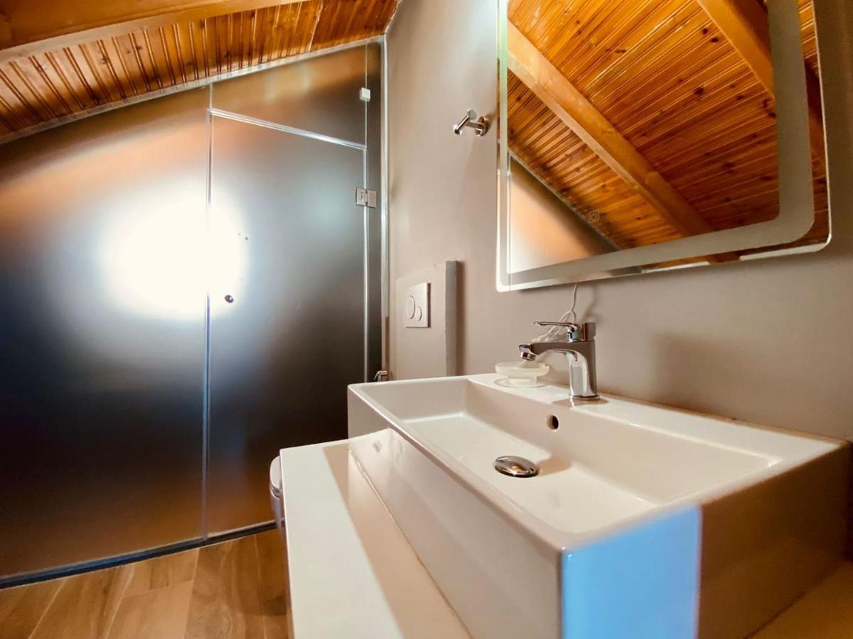 Wild Villa Apartments Sarande Exterior photo